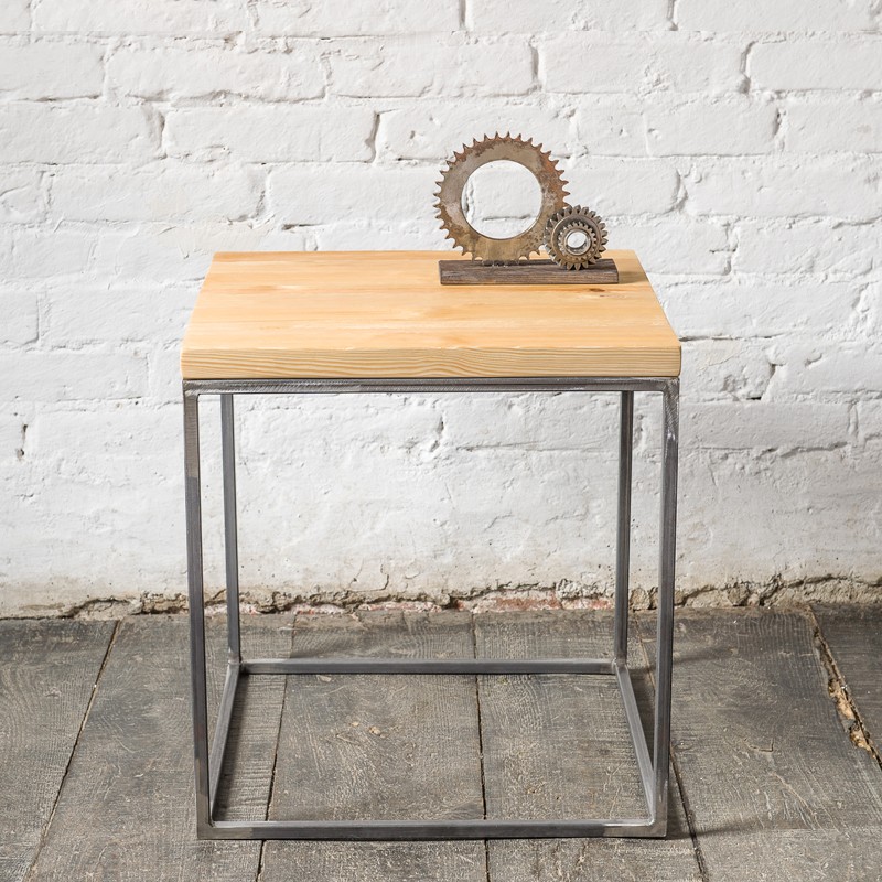 PINUS raw Side table