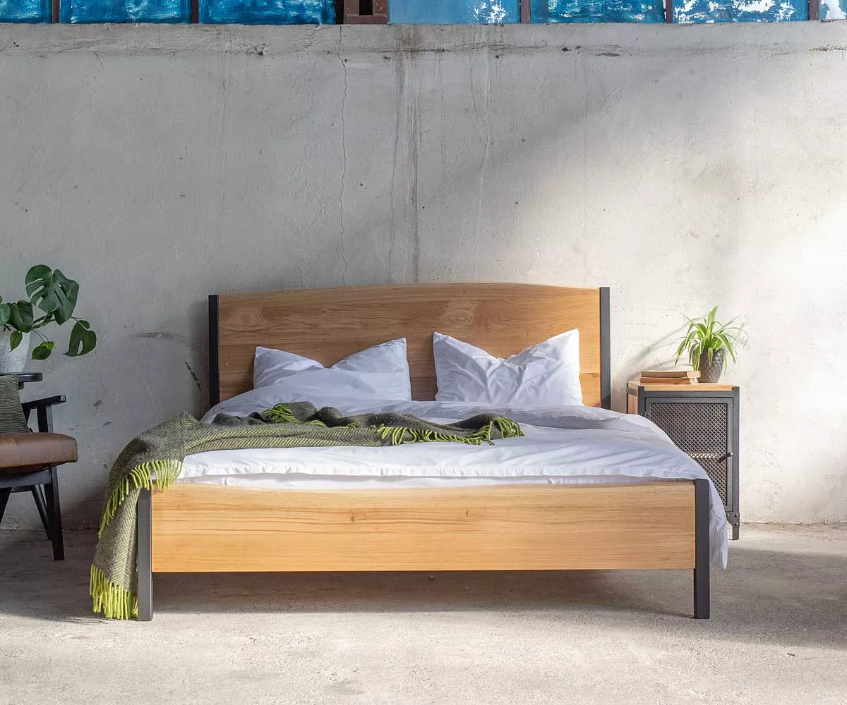 ARBOR Bett aus Eiche und Metall Bett aus Metall und Eichenholz