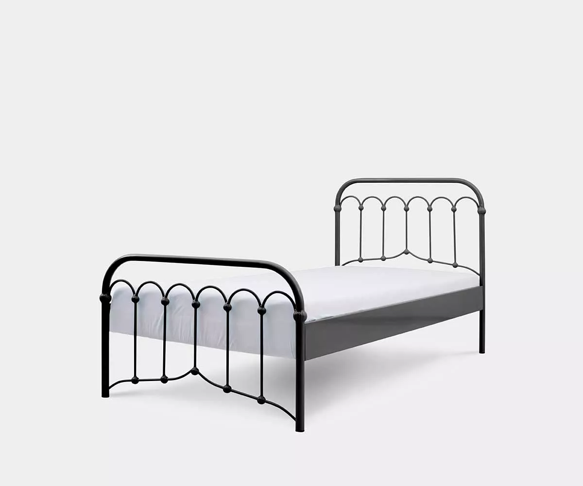 Avia Metallbett vintage Schwarz Einzelbett Ein Einzelbett aus Metall Vintage Schwarz