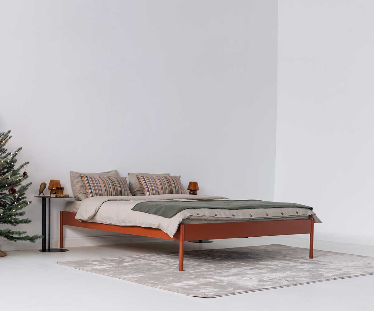 CRUS Metal bed 160x200 cm